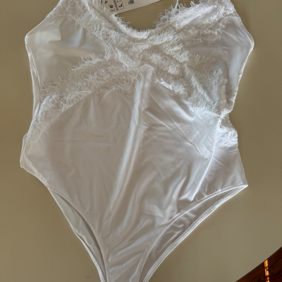 ZARA White Lace Trim Bodysuit – Size L (NWT) - Picture 4 of 4